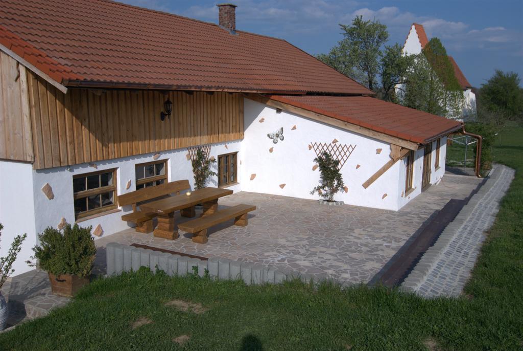 Bio Ferienhof Heiler Feldkirchen-Westerham Exterior photo