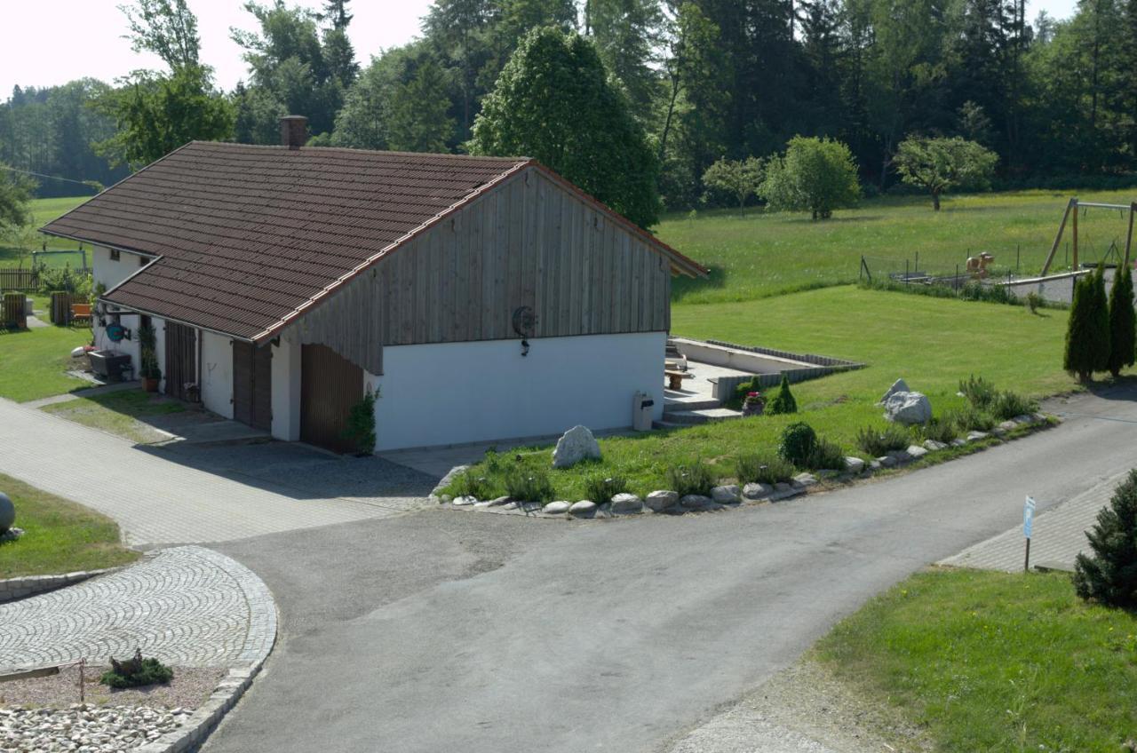 Bio Ferienhof Heiler Feldkirchen-Westerham Exterior photo